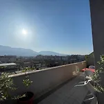 Oslo Rruga Bardhyl Apartament